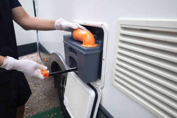 Porta potty delivery and setup in Winter Park, FL